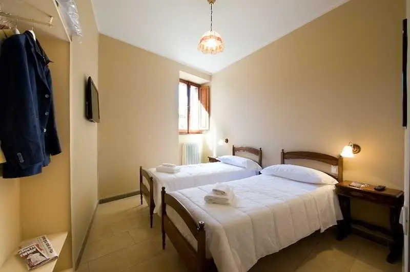 Standard Double room (twin beds)