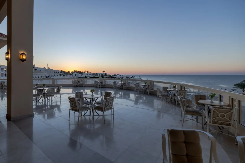 Курортный Отель Continental Plaza Beach Resort (Ex. Inter Plaza Beach) — фото