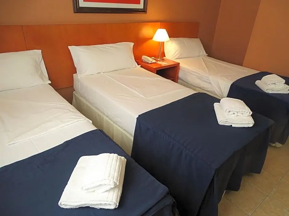 Hotel Uthgra de las Luces - Chambres