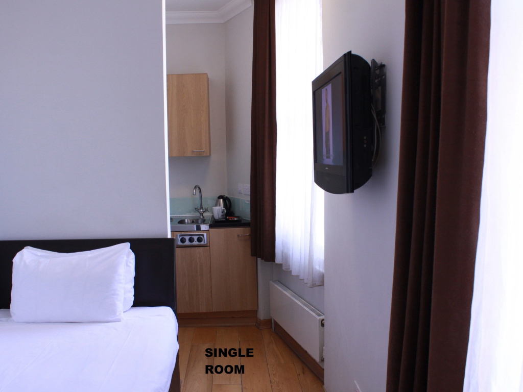 Standard Single room