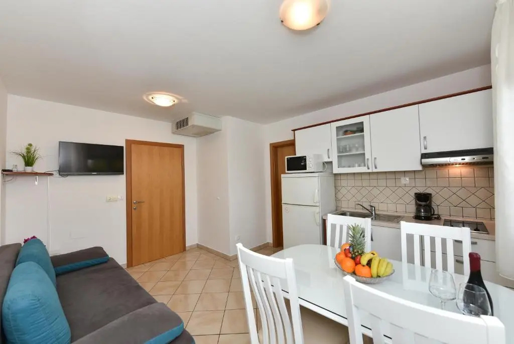 2 Bedrooms Apartment with balcony