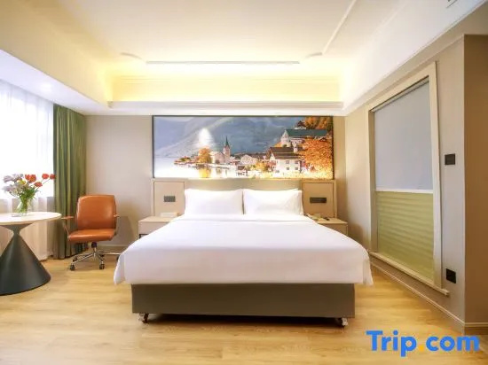 Business Double room with view (full double bed)