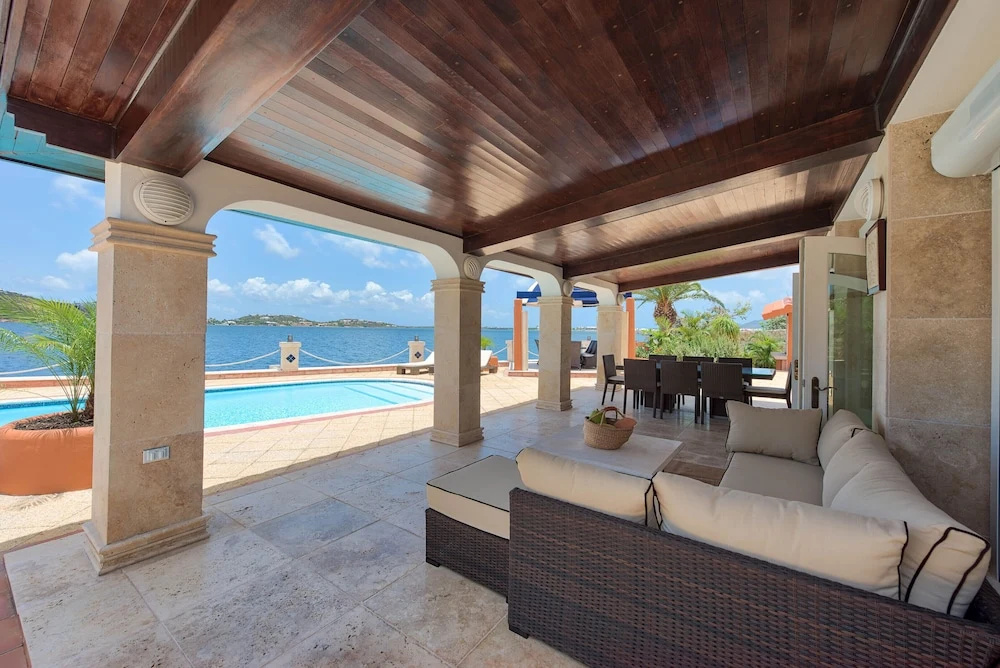 Dream Villa SXM Azul