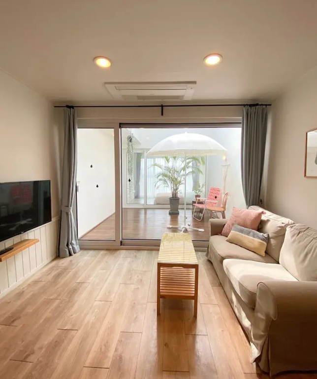 Deluxe Double Villa (full double bed)