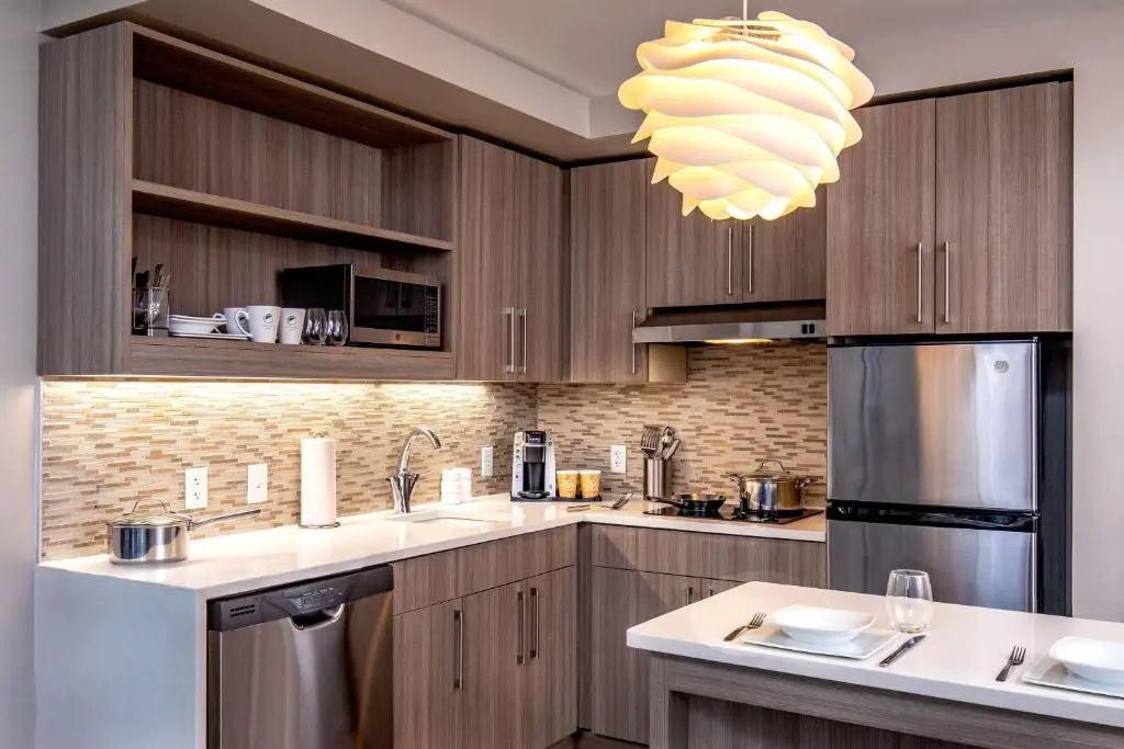 1 Bedroom Double Suite (full double bed)