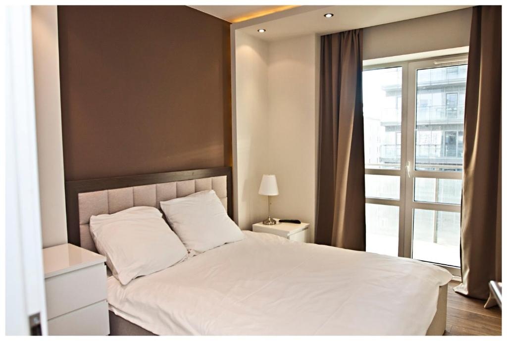 1 Bedroom Deluxe Apartment