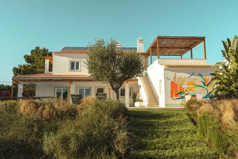 Birds of Paradise - Boutique surf lodge