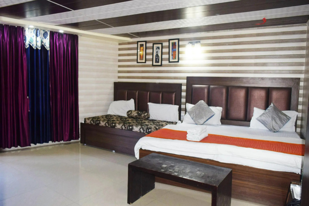Deluxe Family room