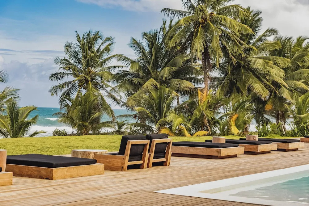 Beach & Waterfront