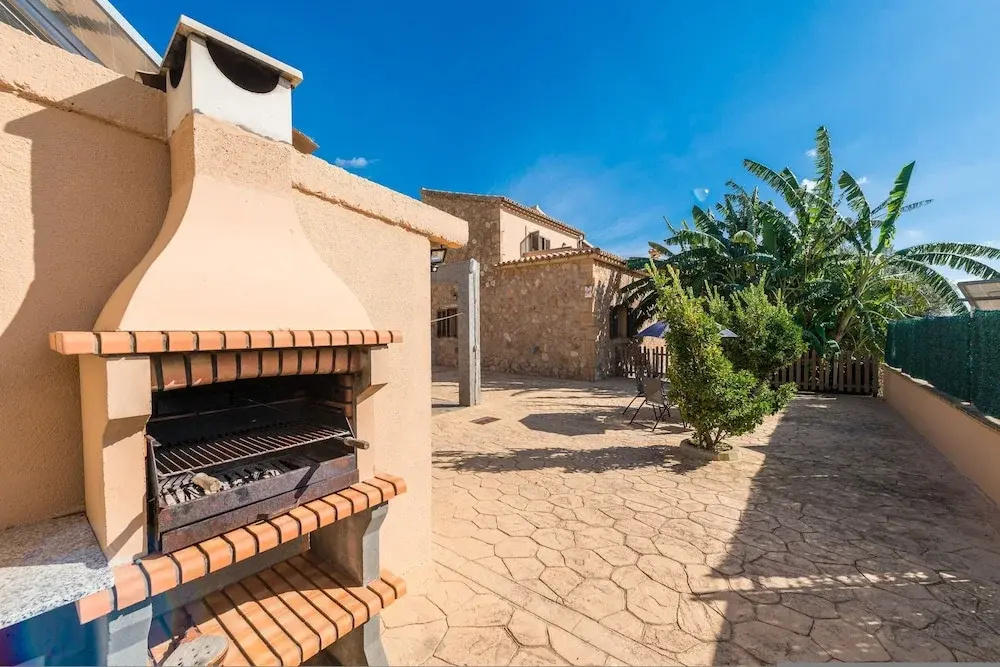 Solluna in Mallorca With 4 Bedrooms and 3 Bathrooms