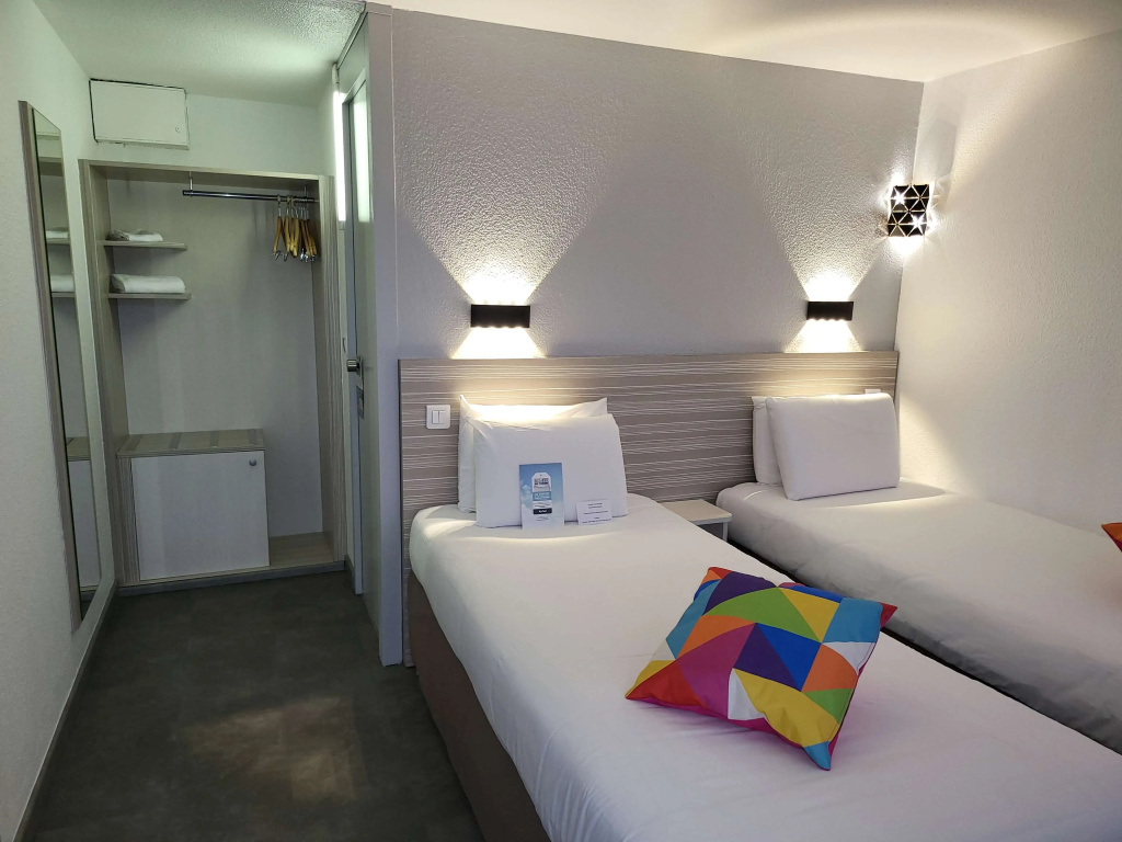KYRIAD BELLEGARDE - Genève - Chambres
