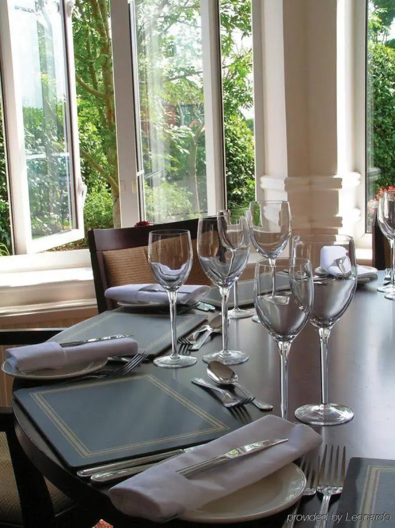 The Hickstead Hotel - Général