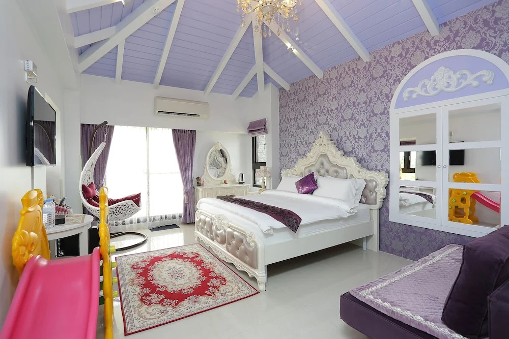 Standard Double room with balcony and with courtyard view (full double bed)