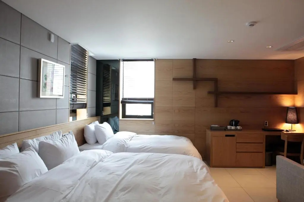 Standard Family room