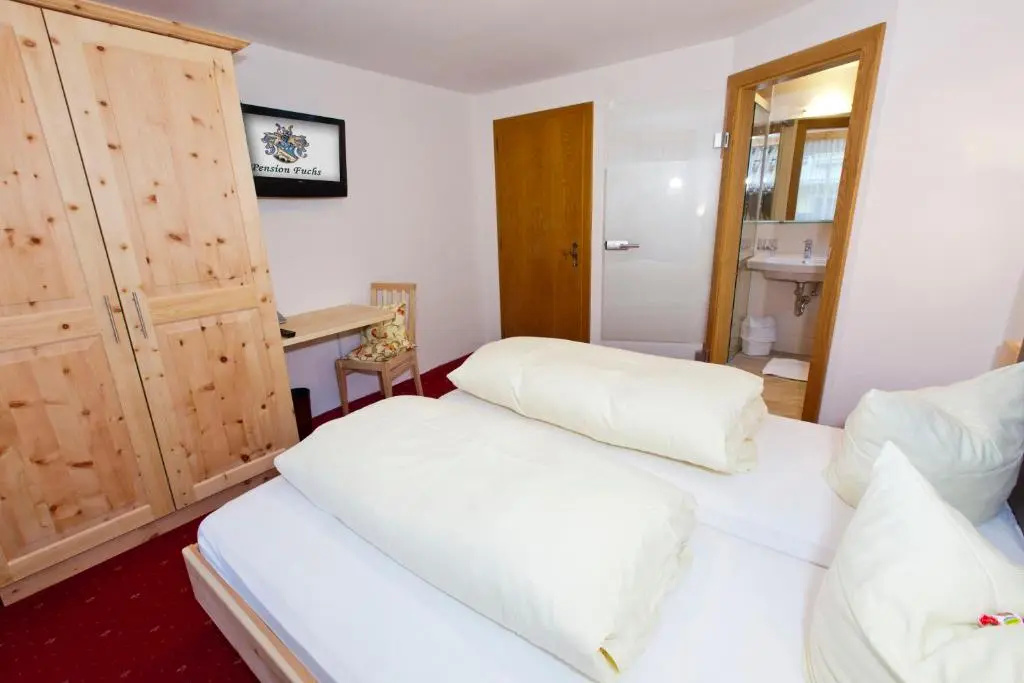 Deluxe Double room (twin beds)