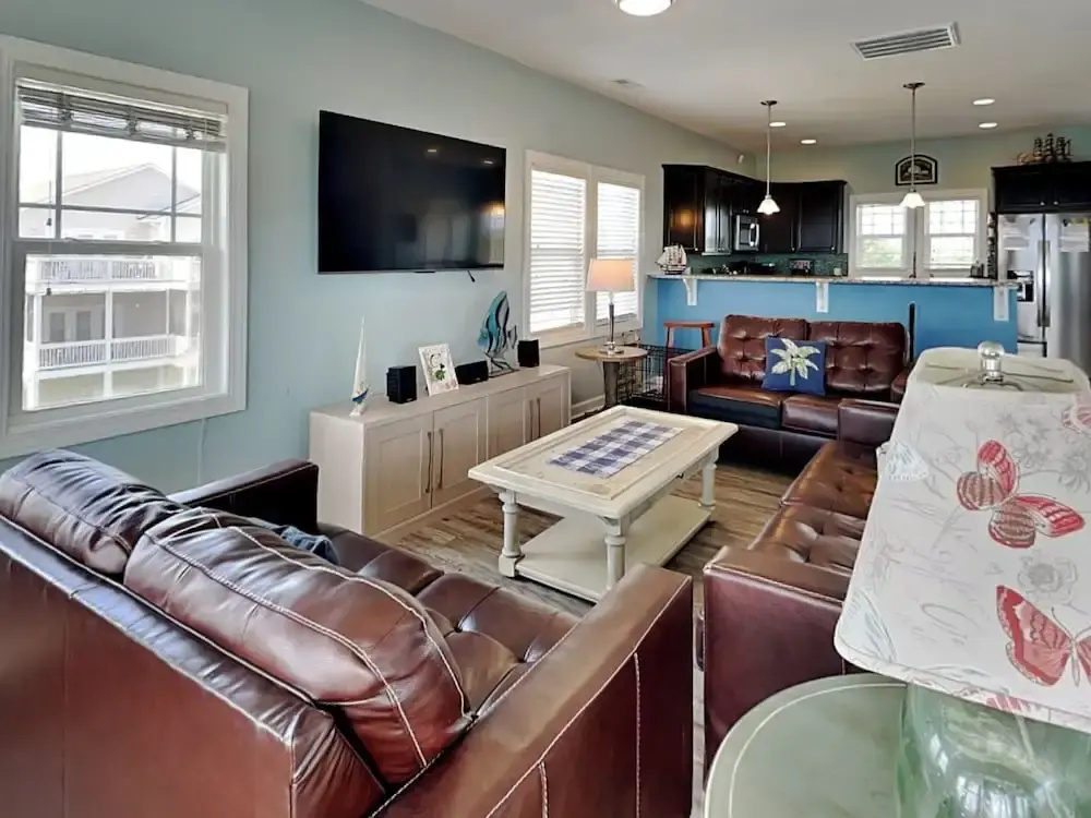 Lovin' Lowe Tide by Topsail Realty