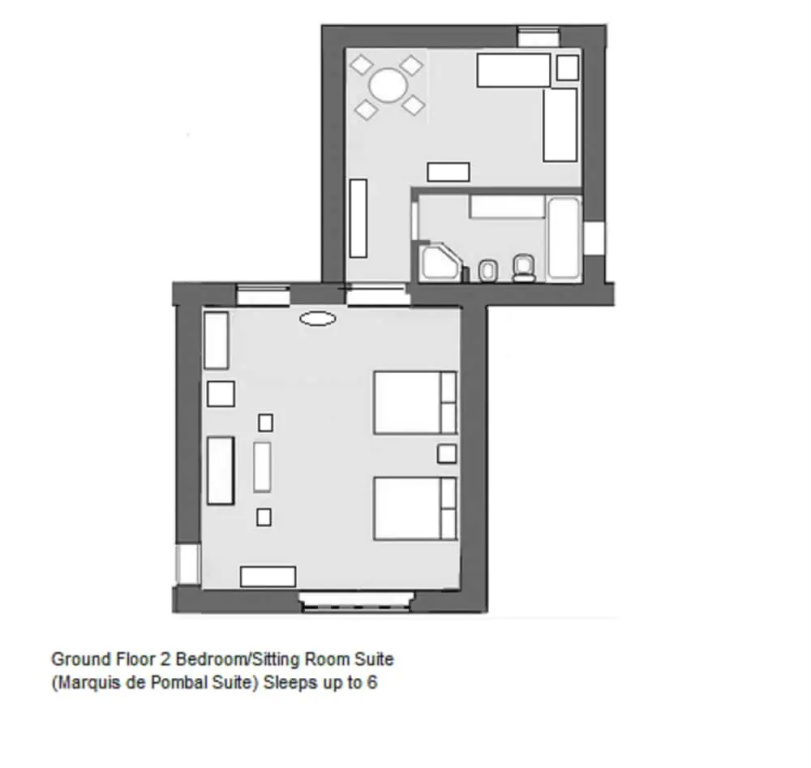 Standard Quadruple Basement room