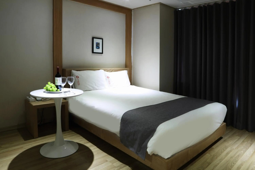 The Hotel Yeong Jong - фото 17