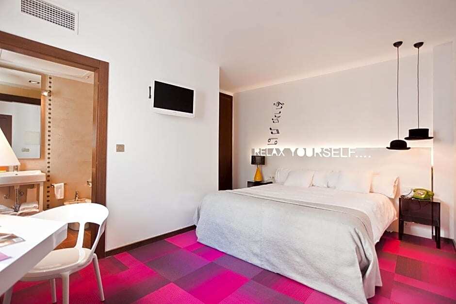 Двухместный номер Standard двуспальная кровать в Casual Ilbira Granada Hotel