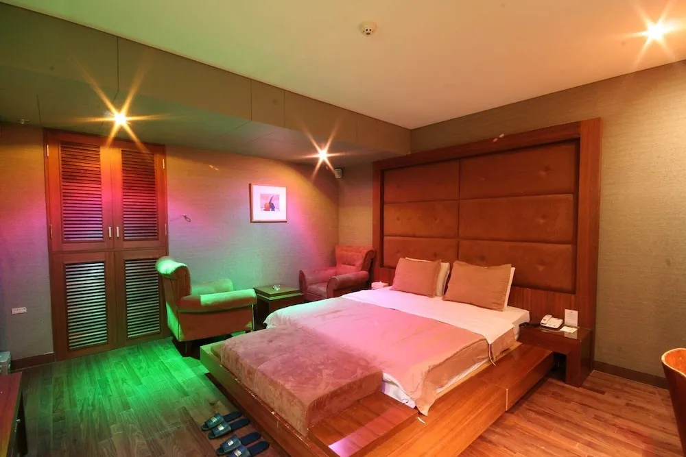 Hotel photo 28