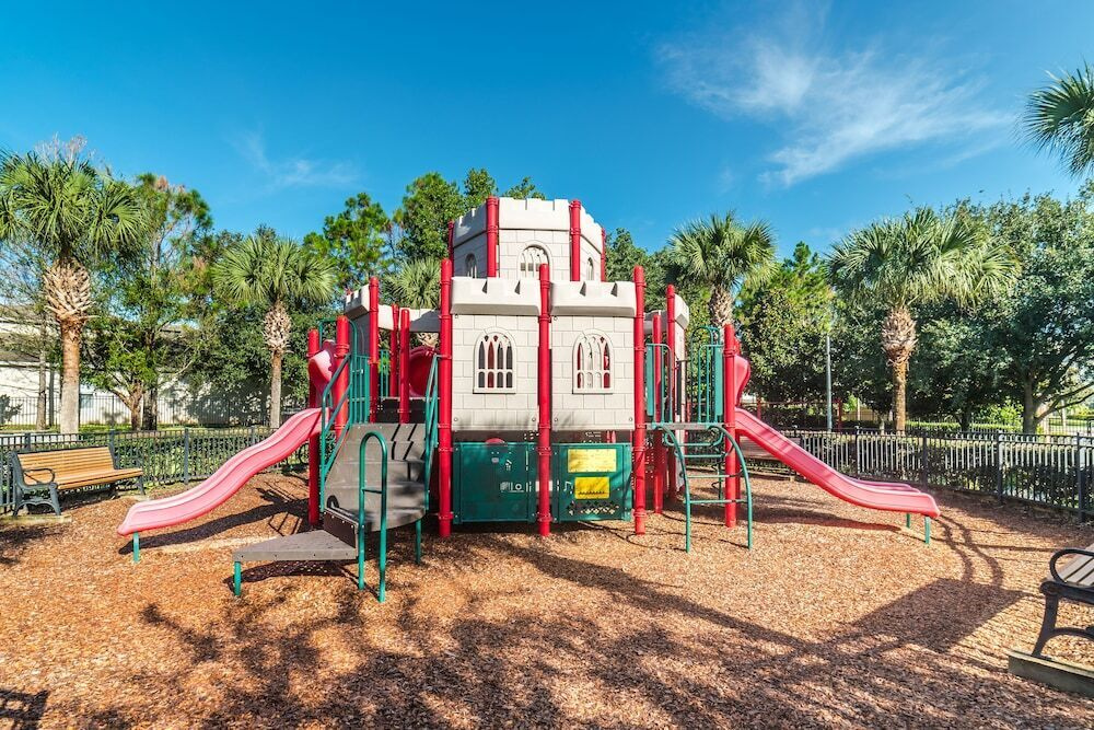 5 BR Teascone Blvd Sleeps 10