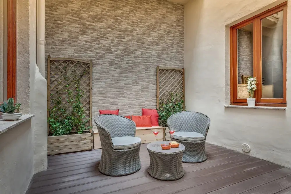 Giglio Courtyard - Duomo Stylish Apartment