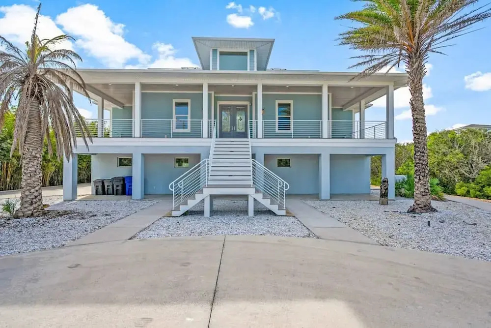 400 Steps to Sand Waterfront Luxury w Dock Pool