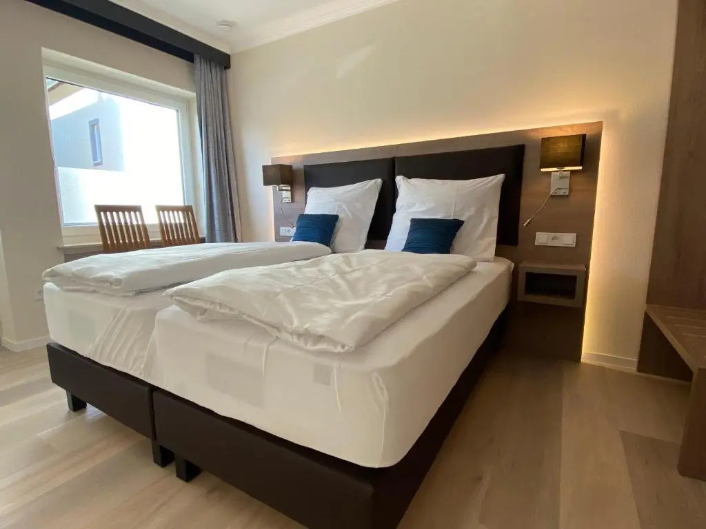 Superior Double room (full double bed)