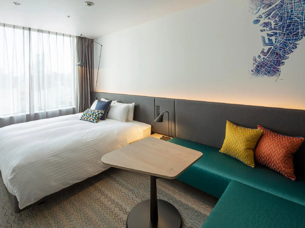 Deluxe Double room (full double bed)