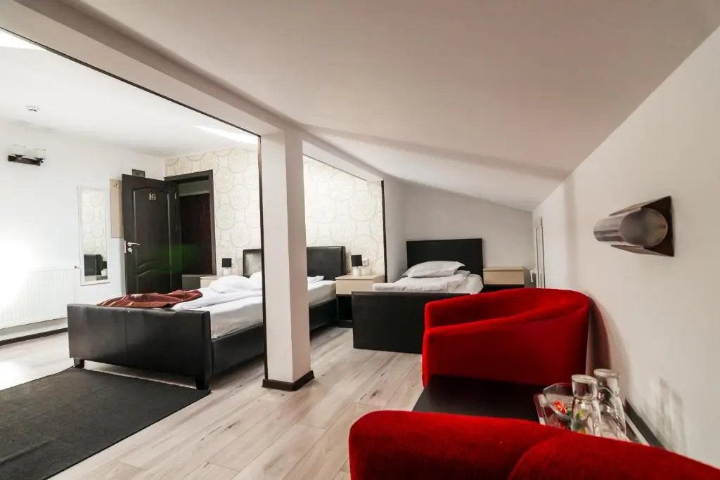 Economy room