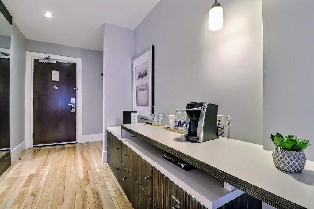 Standard Suite