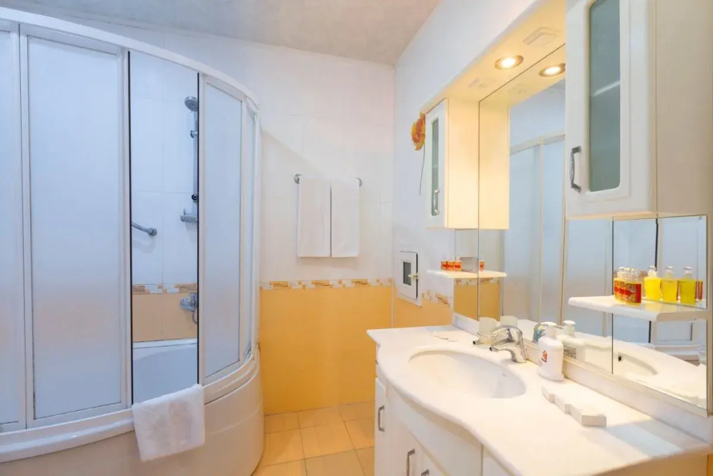 Anatolia Hotel, Баку, Азербайджан мініатюра 11