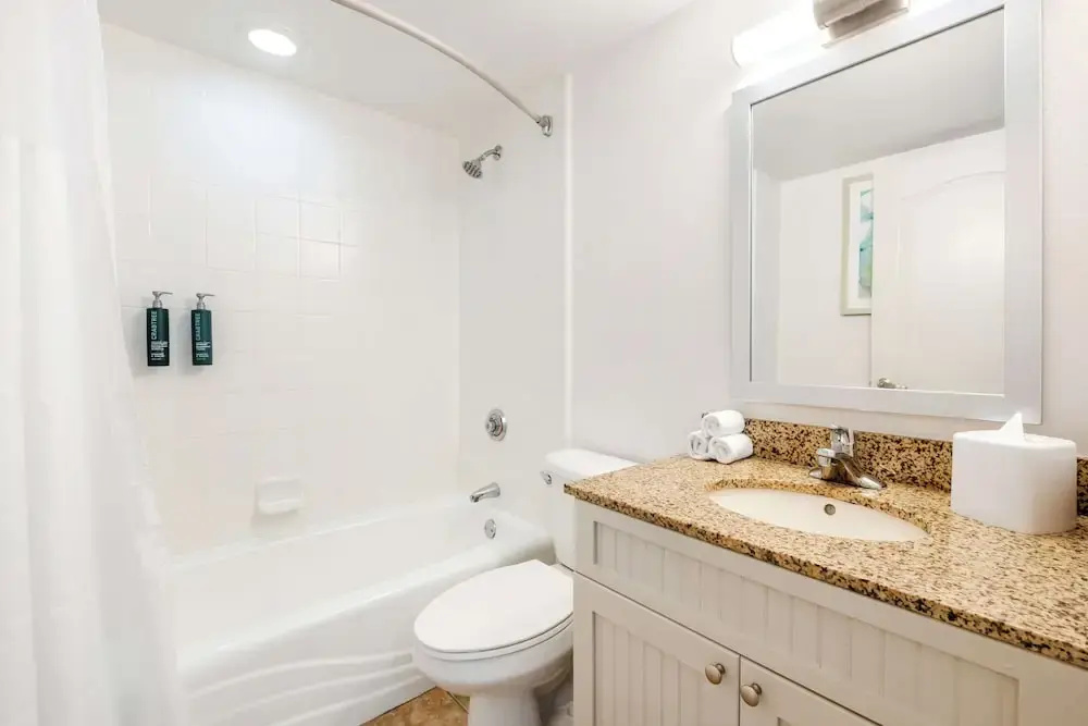 2 Bedrooms Quadruple Suite with balcony