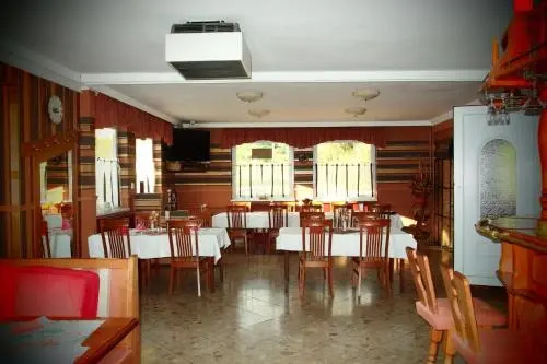 Romantik Étterem - Panzió - фото 26