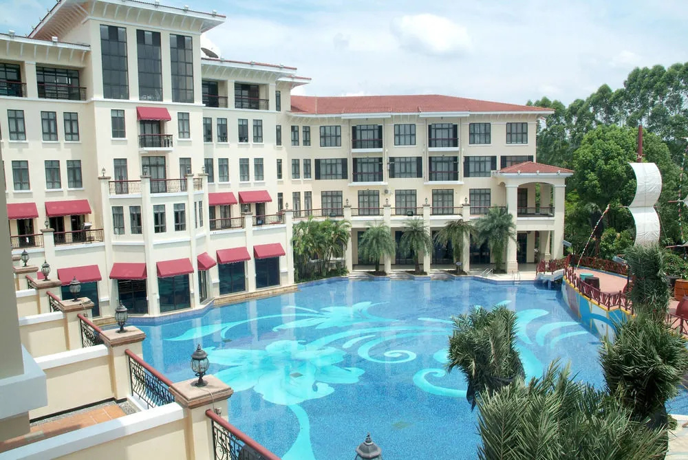 Pool