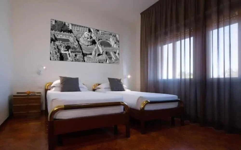 CDH Hotel Modena - Chambres