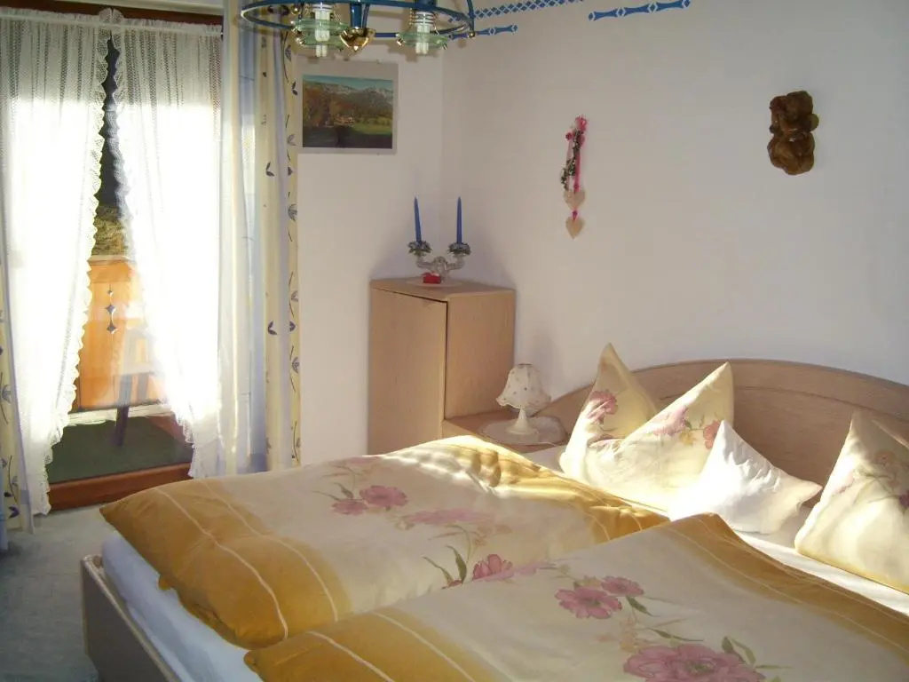 Standard Double room with balcony (full double bed)
