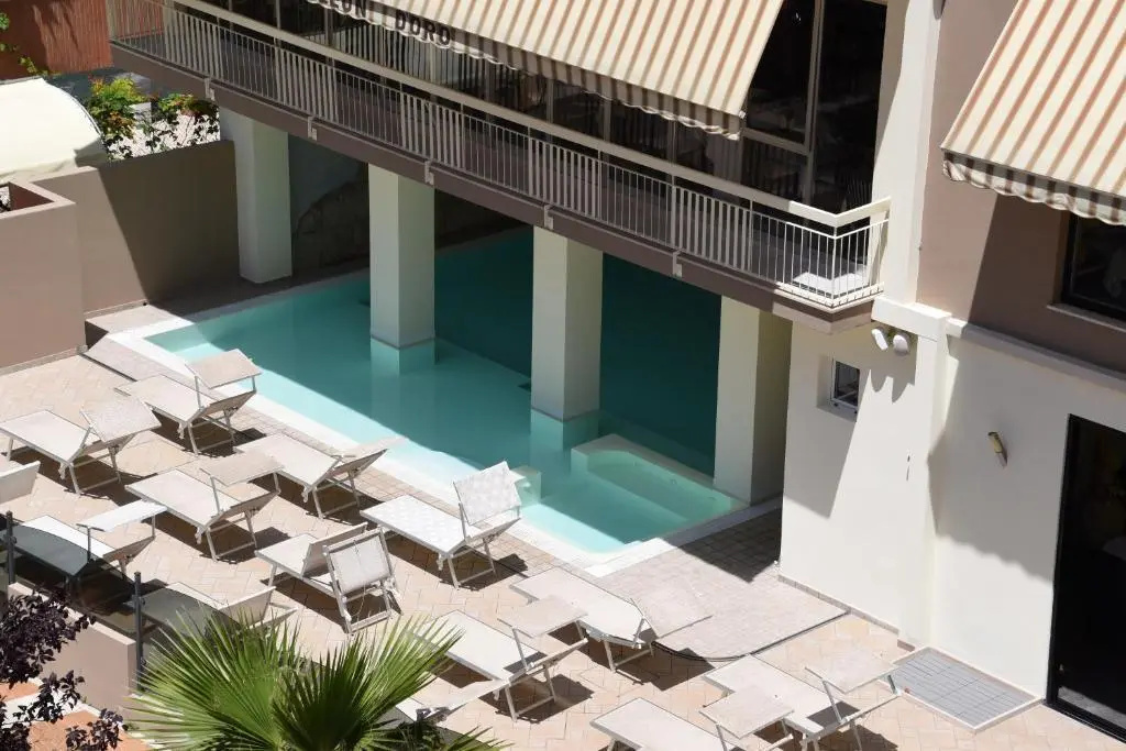 Hotel photo 20