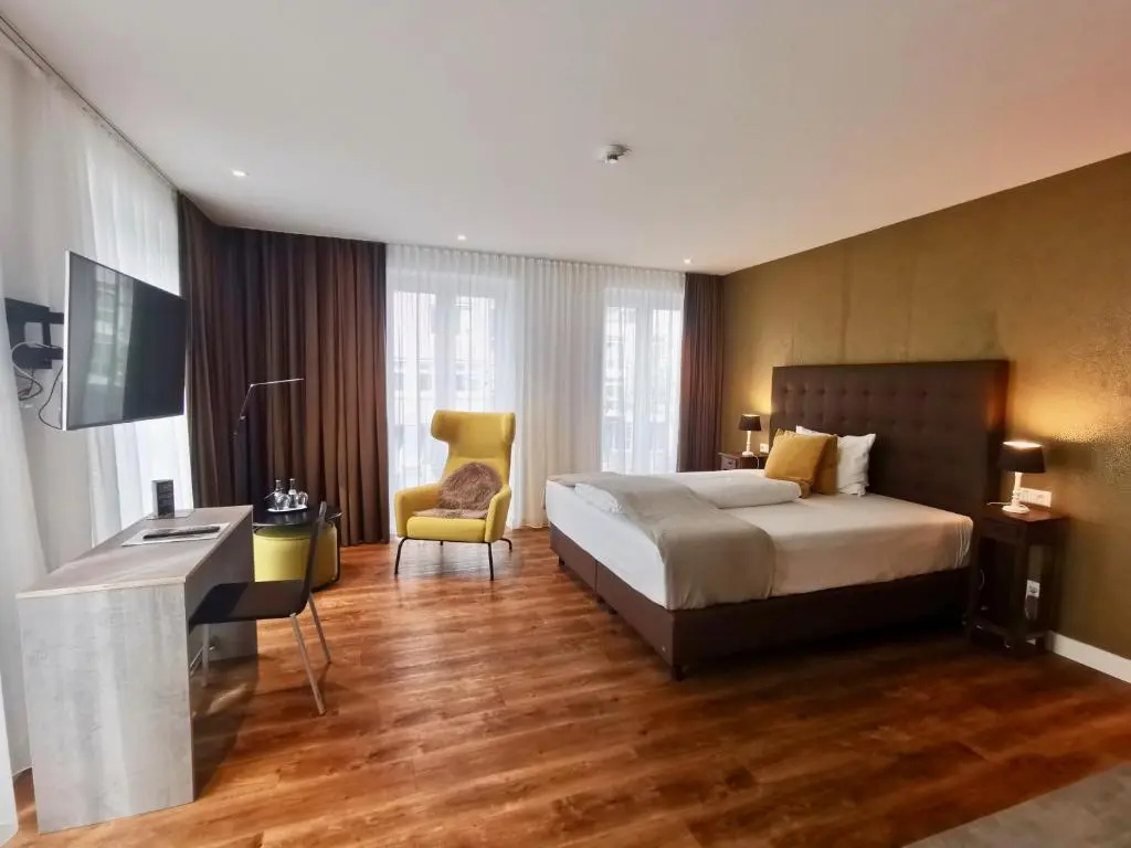 Standard Double room (full double bed)