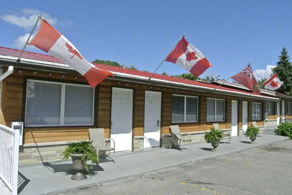 Gold Pine Inn Motel
