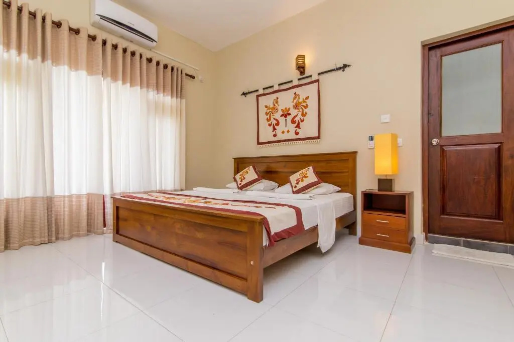 Standard Double room (full double bed)