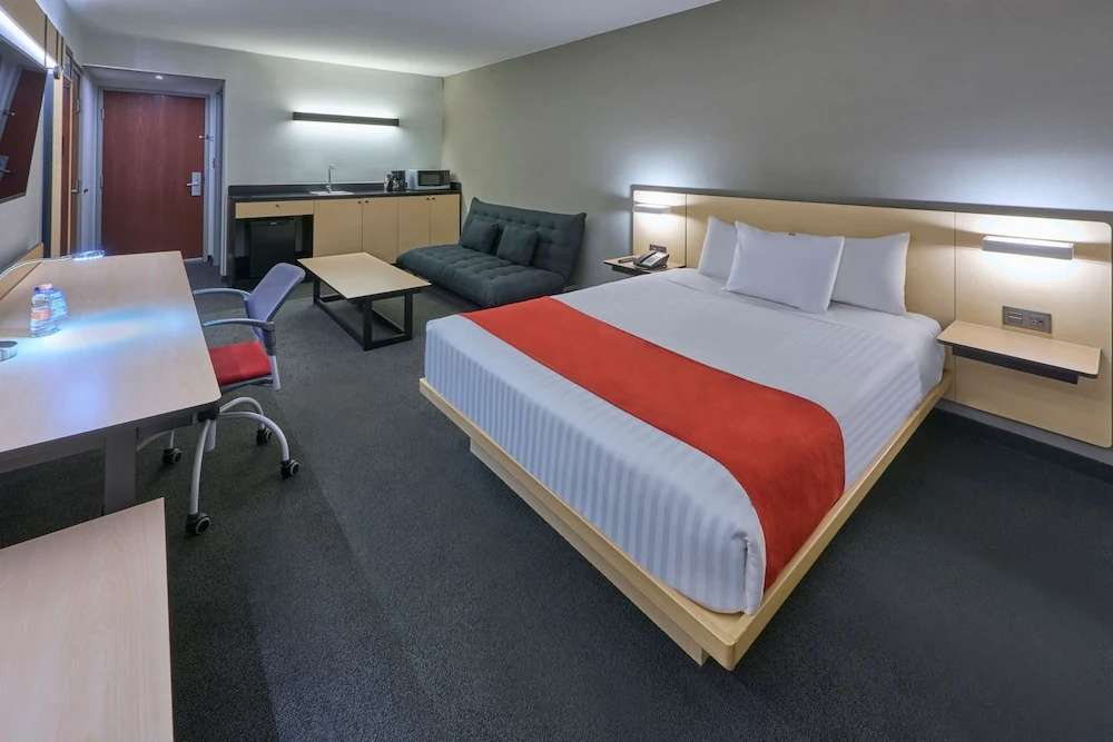 Superior Double room (full double bed)