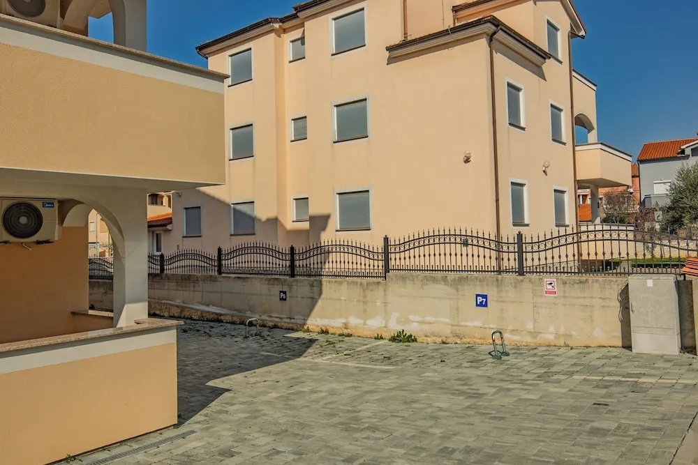 Apartment Ana