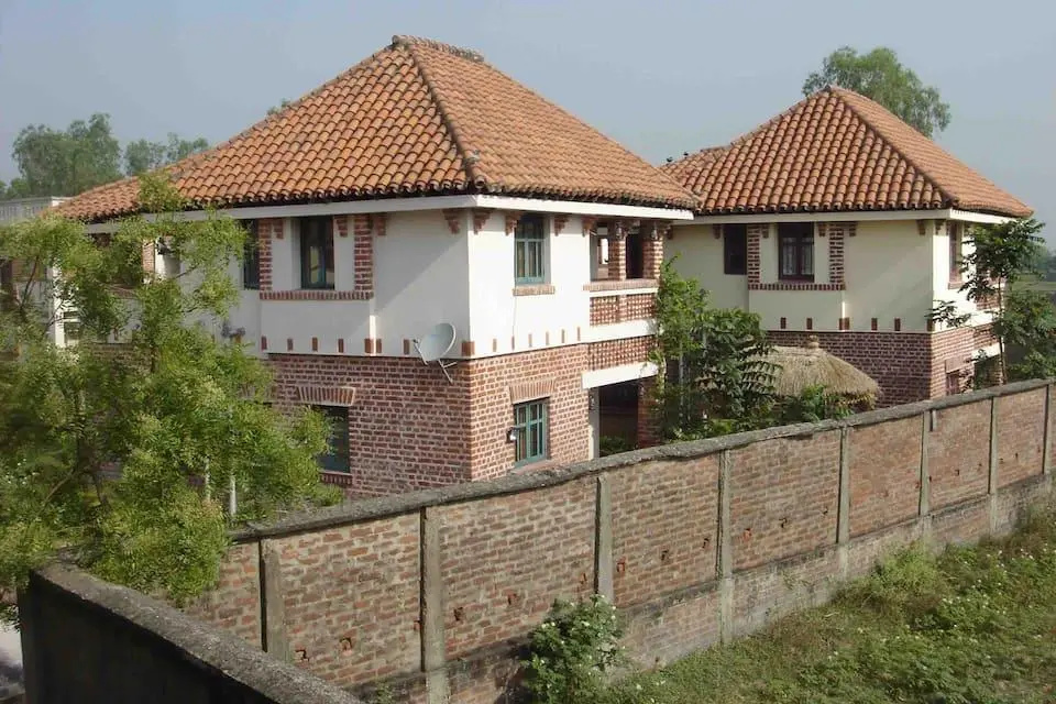 Aamar Bari Hotel