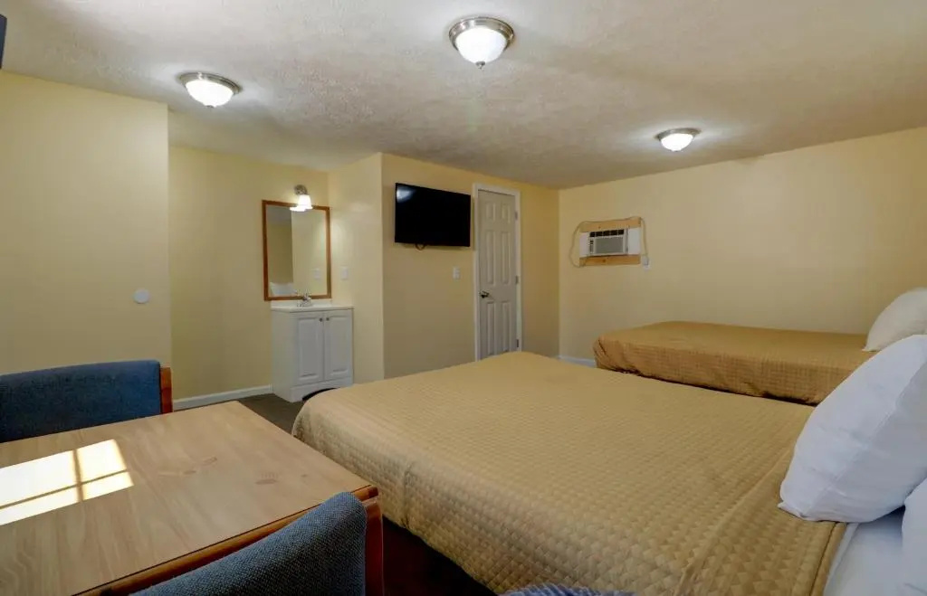 Economy room