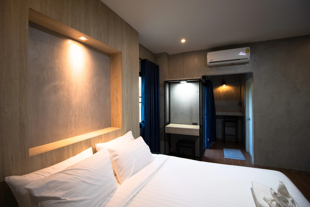 Superior Double room (full double bed)