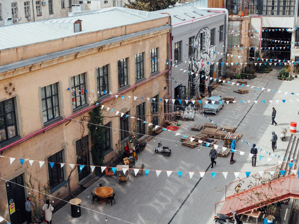 Fabrika Hostel & Suites - хостел — фото