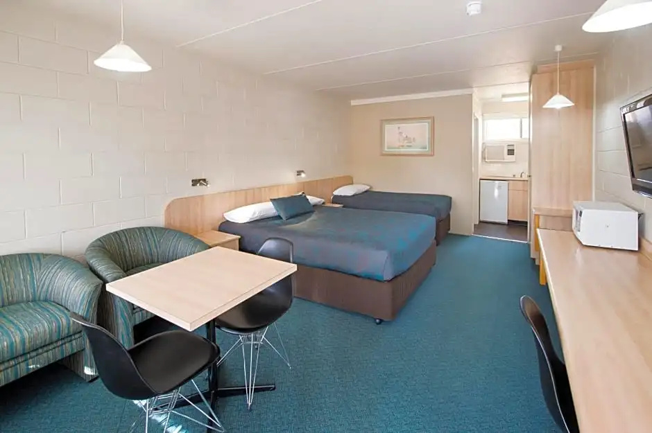 Economy room