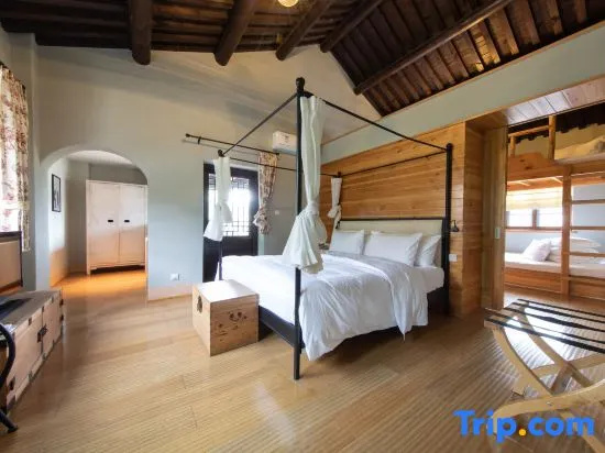 Standard Family room with balcony