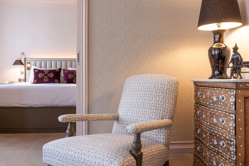 Deluxe Suite with balcony